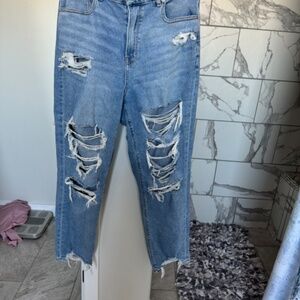 American Eagle Mom ripped jeans size 12